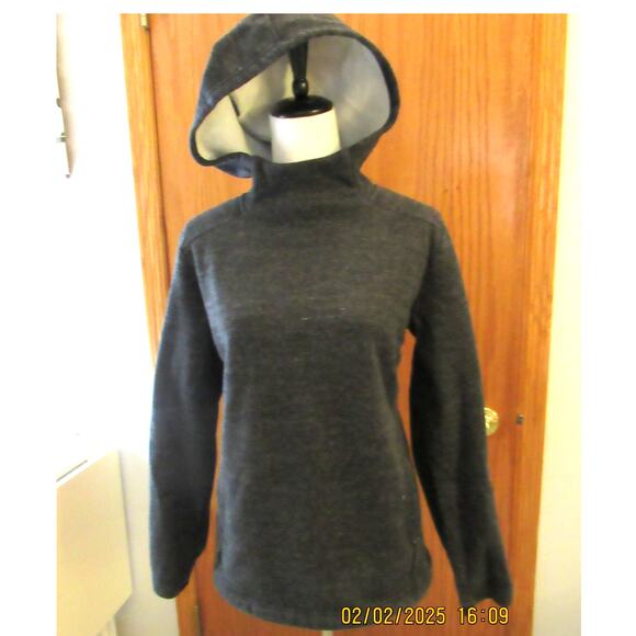 Women’s Hoodie in Charcoal Grey – Thick, Cozy, and Size M - Picture 1 of 4